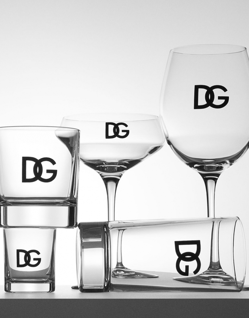 艺术——DG打造实用又时尚的餐桌配饰pg电子模拟器试玩杜嘉班纳进军餐桌(图6)